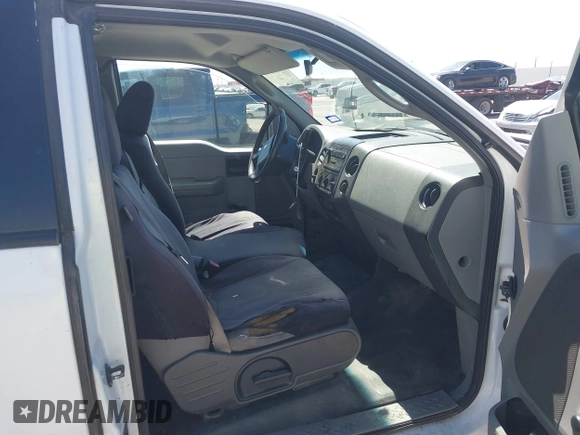 2006 Ford F-150 XLT with VIN 1FTPX12546KB82050, listed as a IAAI auction lot 41840625 with 192,997 mi miles. Bid and sale history available at carsss.com. Image 5.