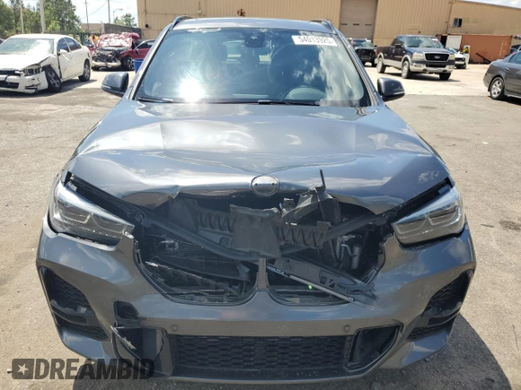2021 BMW X1 sDrive28i z VIN WBXJG7C00M5T64693, wystawiony jako Copart lot #54013925 z przebiegiem 26 075 mil mil oraz Szkody całkowita. Historia ofert i sprzedaży dostępna na DreamBid. Obrazek 5.