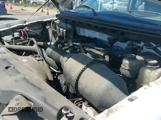 2005 Ford F-150 XL с VIN 1FTRF12295NB89896, выставлен на аукционе IAAI как лот 42641183 с пробегом 221 807 миль миль и . История ставок и продаж доступна на DreamBid. Изображение 19.