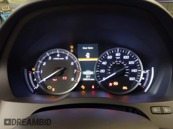 2016 Acura MDX w/Tech with VIN 5FRYD4H42GB037938, listed as a IAAI auction lot 41913723 with 109,547 mi miles. Bid and sale history available at carsss.com. Image 7.