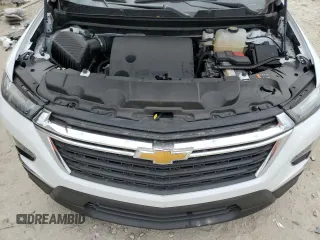 2023 Chevrolet Traverse LS z VIN 1GNERFKW3PJ256533, wystawiony jako Copart lot #81141984 z przebiegiem 12 213 mil mil oraz Szkoda całkowita • Salvage title. Historia ofert i sprzedaży dostępna na DreamBid. Obrazek 12.