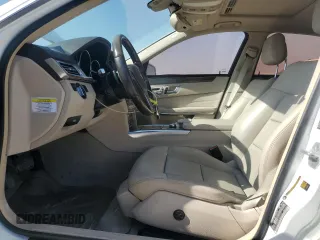 2014 Mercedes-Benz E 350 Sport z VIN WDDHF5KB8EA866565, wystawiony jako Copart lot #52517635 z przebiegiem 79 215 mil mil oraz Szkoda całkowita • Salvage title. Historia ofert i sprzedaży dostępna na DreamBid. Obrazek 7.