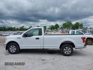 2019 Ford F-150 XL z VIN 1FTMF1C51KKC79270, wystawiony jako IAAI lot #42337543 z przebiegiem 146 916 mil mil oraz . Historia ofert i sprzedaży dostępna na DreamBid. Obrazek 14.