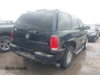 2005 Cadillac Escalade z VIN 1GYEK63N65R119145, wystawiony jako IAAI lot #41769374 z przebiegiem 267 173 mil mil oraz . Historia ofert i sprzedaży dostępna na DreamBid. Obrazek 4.