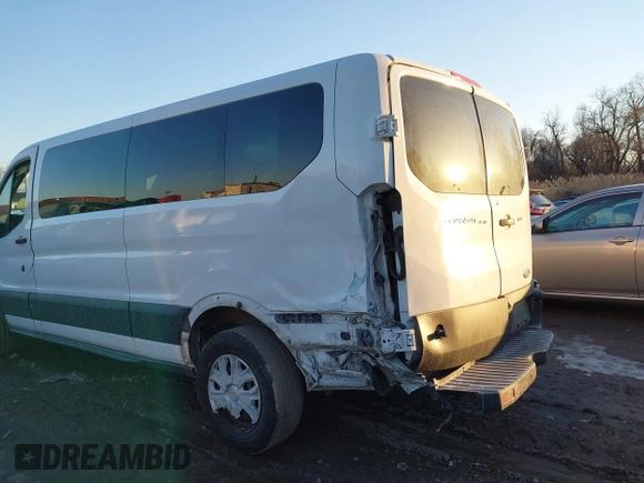 2017 Ford Transit XL z VIN 1FBZX2ZM6HKB15369, wystawiony jako IAAI lot #41422736 z przebiegiem 159 105 mil mil oraz . Historia ofert i sprzedaży dostępna na DreamBid. Obrazek 6.