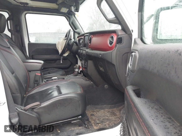 2018 Jeep Wrangler Unlimited Rubicon with VIN 1C4HJXFG6JW301254, listed as a IAAI auction lot 41654089 with 71,364 mi miles and . Bid and sale history available at DreamBid. Image 5.