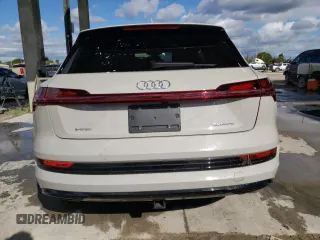 2021 Audi e-tron Premium Plus with VIN WA1LAAGE9MB004943, listed as a Copart auction lot 39321443 with 16,050 mi miles. Bid and sale history available at carsss.com. Image 6.
