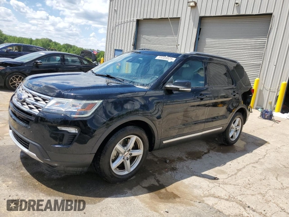 2018 Ford Explorer XLT with VIN 1FM5K7D82JGB94480, listed as a Copart auction lot 55588825 with 98,901 mi miles and Salvage title. Bid and sale history available at DreamBid. Image 1.