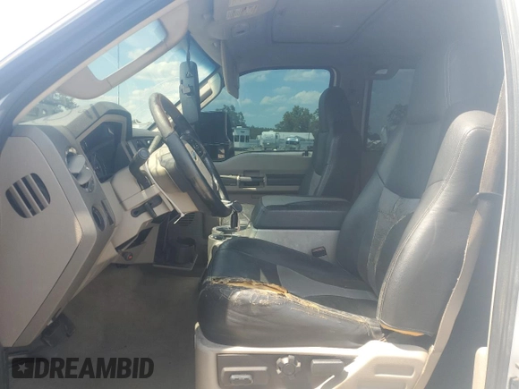 2008 Ford F-250 XL с VIN 1FTSW21R88EC39231, выставлен на аукционе Copart как лот 58502985 с пробегом 229 582 миль миль и Списание • Salvage title. История ставок и продаж доступна на DreamBid. Изображение 7.