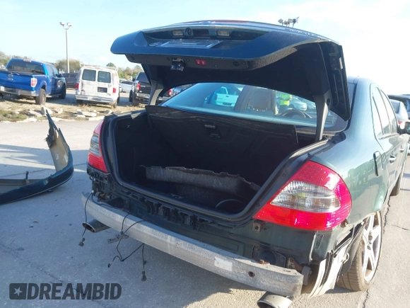 2009 Mercedes-Benz E 550 with VIN WDBUF90X09B440074, listed as a IAAI auction lot 41501459 with 142,489 mi miles and . Bid and sale history available at carsss.com. Image 16.