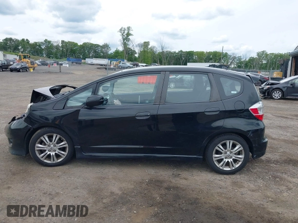 2009 Honda Fit Sport с VIN JHMGE88459S068865, выставлен на аукционе IAAI как лот 42351113 с пробегом 153 884 миль миль и . История ставок и продаж доступна на DreamBid. Изображение 14.