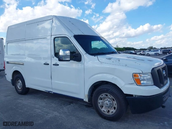2018 Nissan NV SV with VIN 1N6AF0LY6JN807161, listed as a IAAI auction lot 41684084 with 189,721 mi miles. Bid and sale history available at carsss.com. Image 1.