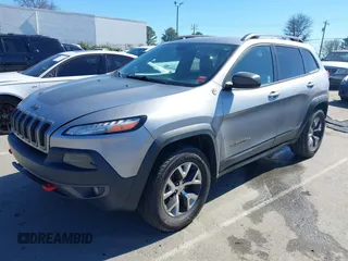 2017 Jeep Cherokee Trailhawk с VIN 1C4PJMBS2HW568695, выставлен на аукционе IAAI как лот 41743347 с пробегом 103 387 миль миль и . История ставок и продаж доступна на DreamBid. Изображение 17.