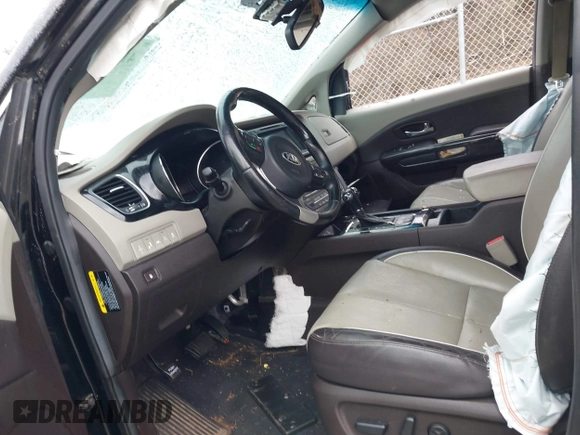 2016 Kia Sedona SX-L with VIN KNDME5C13G6184930, listed as a IAAI auction lot 41385207 with 136,447 mi miles and . Bid and sale history available at carsss.com. Image 5.
