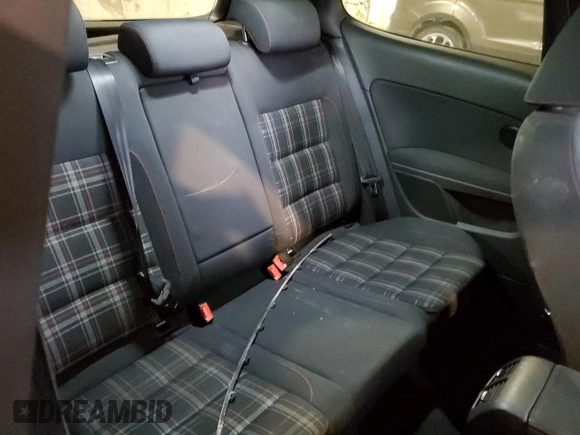 2010 Volkswagen GTI с VIN WVWED7AJ4AW254920, выставлен на аукционе Copart как лот 86393144 с пробегом 181 315 миль миль и Списание • Salvage title. История ставок и продаж доступна на DreamBid. Изображение 10.