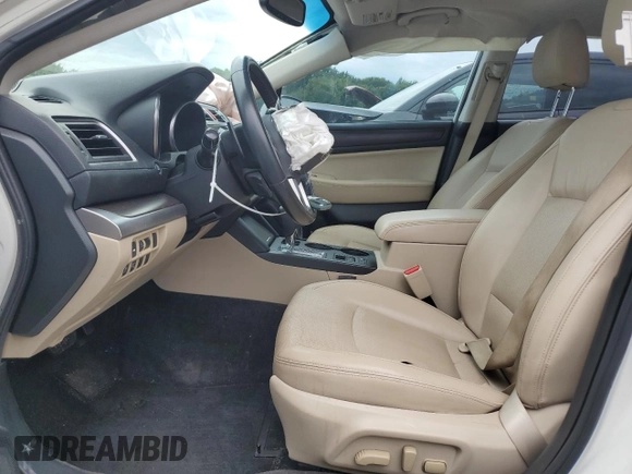 2015 Subaru Legacy Limited z VIN 4S3BNAL62F3012481, wystawiony jako Copart lot #64281365 z przebiegiem 166 888 mil mil oraz Szkoda całkowita • Salvage title. Historia ofert i sprzedaży dostępna na DreamBid. Obrazek 7.