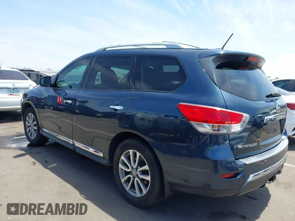 2015 Nissan Pathfinder SV with VIN 5N1AR2MN1FC614988, listed as a IAAI auction lot 42384089 with 113,007 mi miles and . Bid and sale history available at DreamBid. Image 3.