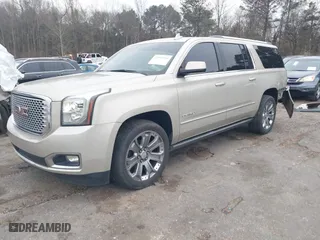 2015 GMC Yukon XL Denali with VIN 1GKS1JKJXFR661920, listed as a IAAI auction lot 41595990 with 196,563 mi miles. Bid and sale history available at carsss.com. Image 21.