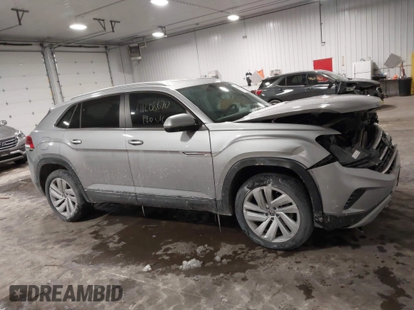 2021 Volkswagen Atlas SE z VIN 1V2HE2CA9MC219076, wystawiony jako IAAI lot #41608670 z przebiegiem 56 162 mil mil oraz . Historia ofert i sprzedaży dostępna na DreamBid. Obrazek 12.