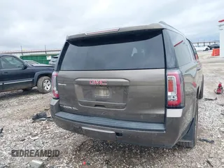 2015 GMC Yukon XL SLT with VIN 1GKS2HKC6FR582574, listed as a IAAI auction lot 41187550 with 185,737 mi miles. Bid and sale history available at carsss.com. Image 17.
