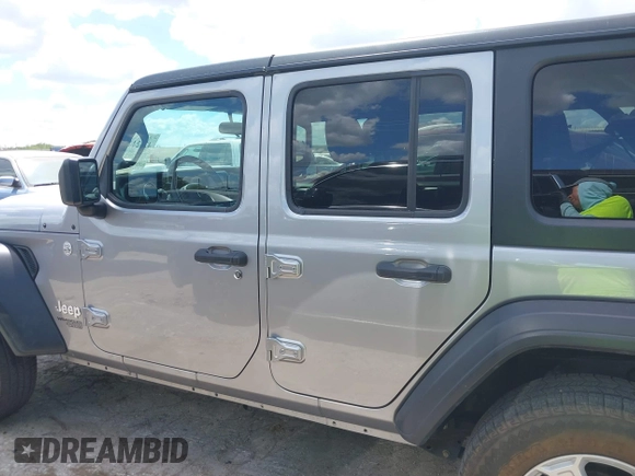 2021 Jeep Wrangler Unlimited Freedom z VIN 1C4HJXDN2MW544730, wystawiony jako IAAI lot #42624402 z przebiegiem 60 993 mil mil oraz . Historia ofert i sprzedaży dostępna na DreamBid. Obrazek 14.