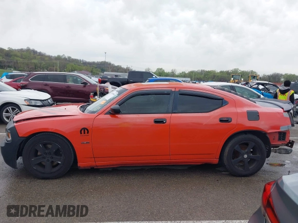 2008 Dodge Charger R/T with VIN 2B3LA53H98H203325, listed as a IAAI auction lot 41935565 with 168,058 mi miles and . Bid and sale history available at carsss.com. Image 15.