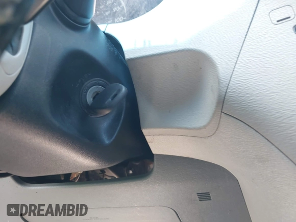 2012 Toyota Sienna LE AAS with VIN 5TDKK3DC5CS270609, listed as a IAAI auction lot 42602189 with 412,612 mi miles and . Bid and sale history available at DreamBid. Image 11.