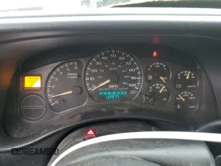 2002 Chevrolet Silverado 1500 LS with VIN 2GCEC19W321137001, listed as a Copart auction lot 57033585 with 132,877 mi miles and Clean Title. Bid and sale history available at DreamBid. Image 9.