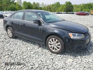 2013 Volkswagen Jetta SE z VIN 3VWDP7AJ5DM437943, wystawiony jako Copart lot #54272175 z przebiegiem 186 081 mil mil oraz Nie do naprawy • Non repairable. Historia ofert i sprzedaży dostępna na DreamBid. Obrazek 4.