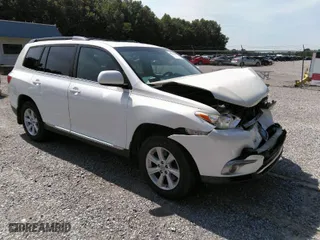 2011 Toyota Highlander with VIN 5TDBK3EH3BS081157, listed as a IAAI auction lot 39747506 with 297,751 mi miles. Bid and sale history available at carsss.com. Image 1.