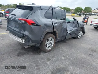 2021 Toyota RAV4 XLE with VIN 2T3W1RFV1MC163810, listed as a IAAI auction lot 41717215 with 46,511 mi miles. Bid and sale history available at carsss.com. Image 4.