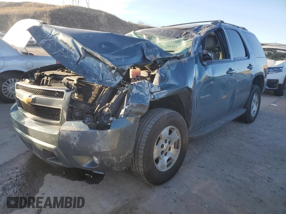 2010 Chevrolet Tahoe LT z VIN 1GNUKBE08AR175617, wystawiony jako Copart lot #48629955 z przebiegiem Nie podano mil oraz Nie do naprawy • Non repairable. Historia ofert i sprzedaży dostępna na DreamBid. Obrazek 1.