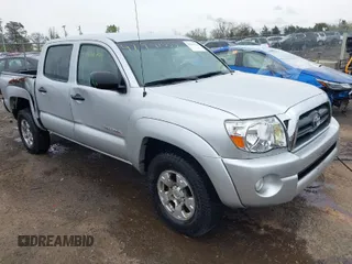 2006 Toyota Tacoma z VIN 5TELU42N56Z176147, wystawiony jako IAAI lot #41941278 z przebiegiem 253 444 mil mil oraz . Historia ofert i sprzedaży dostępna na DreamBid. Obrazek 1.