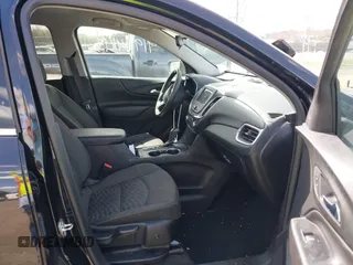 2019 Chevrolet Equinox LT with VIN 3GNAXKEVXKL279485, listed as a IAAI auction lot 41924145 with 90,102 mi miles and . Bid and sale history available at DreamBid. Image 5.