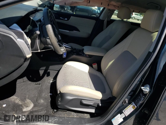 2018 Honda Clarity Plug-In Hybrid with VIN JHMZC5F17JC006565, listed as a Copart auction lot 49635864 with 93,419 mi miles. Bid and sale history available at carsss.com. Image 7.