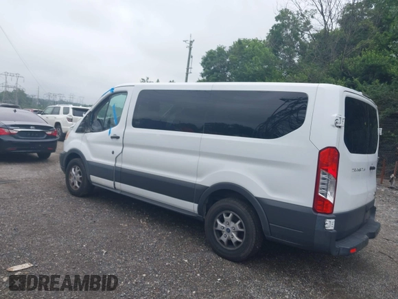 2015 Ford Transit XL with VIN 1FMZK1YM8FKB06431, listed as a IAAI auction lot 42653296 with 211,105 mi miles and . Bid and sale history available at DreamBid. Image 3.
