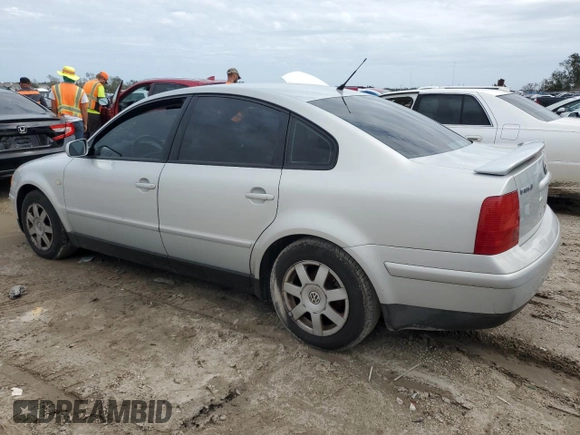 1999 Volkswagen Passat GL z VIN WVWMD63B1XE216281, wystawiony jako Copart lot #75200694 z przebiegiem Nie podano mil oraz Nie do naprawy • Non repairable. Historia ofert i sprzedaży dostępna na DreamBid. Obrazek 2.