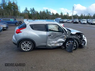 2014 Nissan Juke S with VIN JN8AF5MV8ET363145, listed as a IAAI auction lot 41210984 with 113,268 mi miles. Bid and sale history available at carsss.com. Image 14.