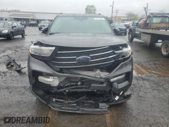 2020 Ford Explorer XLT z VIN 1FMSK8DH8LGC55651, wystawiony jako Copart lot #55479575 z przebiegiem 93 939 mil mil oraz Szkoda całkowita • Salvage title. Historia ofert i sprzedaży dostępna na DreamBid. Obrazek 5.