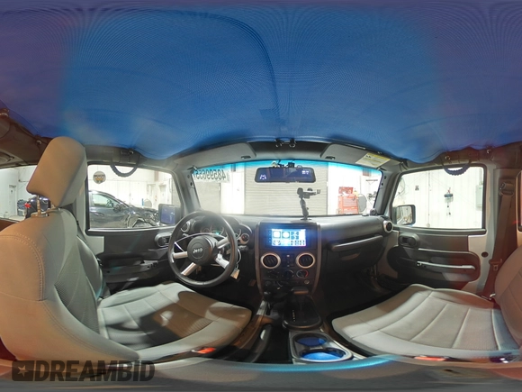 2008 Jeep Wrangler Unlimited Sahara with VIN 1J4GA59148L652001, listed as a Copart auction lot 48599655 with 161,436 mi miles and Clean title. Bid and sale history available at DreamBid. Image 13.