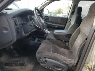 2002 Dodge Durango SLT z VIN 1B4HS48N42F165230, wystawiony jako Copart lot #55493455 z przebiegiem 419 551 mil mil oraz Szkody całkowita. Historia ofert i sprzedaży dostępna na DreamBid. Obrazek 7.