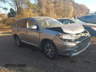 2018 Mitsubishi Outlander ES z VIN JA4AZ3A38JZ057333, wystawiony jako IAAI lot #40756304 z przebiegiem 74 462 mil mil oraz . Historia ofert i sprzedaży dostępna na DreamBid. Obrazek 1.