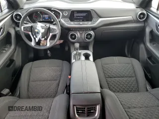 2022 Chevrolet Blazer LT z VIN 3GNKBCR48NS121442, wystawiony jako Copart lot #55264195 z przebiegiem 21 927 mil mil oraz Szkoda całkowita • Salvage title. Historia ofert i sprzedaży dostępna na DreamBid. Obrazek 8.