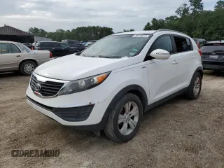 2012 Kia Sportage LX z VIN KNDPBCA23C7221128, wystawiony jako Copart lot #60333615 z przebiegiem Nie podano mil oraz Czysty tytuł • Clean title. Historia ofert i sprzedaży dostępna na DreamBid. Obrazek 1.