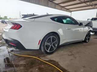 2024 Ford Mustang EcoBoost z VIN 1FA6P8TH4R5111078, wystawiony jako Copart lot #63209895 z przebiegiem 25 503 mil mil oraz Czysty tytuł • Clean title. Historia ofert i sprzedaży dostępna na DreamBid. Obrazek 3.