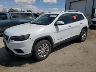 2019 Jeep Cherokee Latitude z VIN 1C4PJMCX2KD315664, wystawiony jako Copart lot #53989585 z przebiegiem 63 285 mil mil oraz Szkoda całkowita • Salvage title. Historia ofert i sprzedaży dostępna na DreamBid. Obrazek 1.