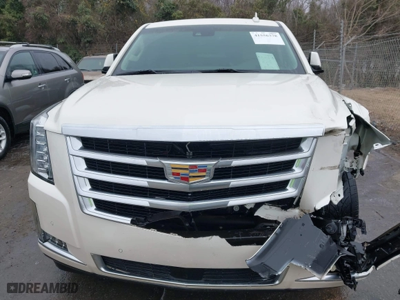 2015 Cadillac Escalade Premium with VIN 1GYS4NKJ9FR547587, listed as a IAAI auction lot 41556378 with 155,038 mi miles. Bid and sale history available at carsss.com. Image 12.