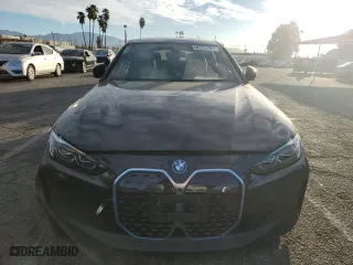2023 BMW i4 eDrive40 with VIN WBY73AW06PFR11815, listed as a Copart auction lot 73943643 with 5,262 mi miles. Bid and sale history available at carsss.com. Image 5.