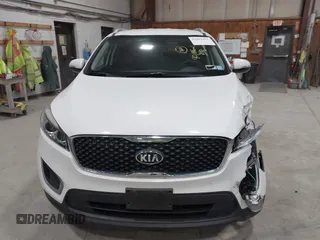 2018 Kia Sorento LX with VIN 5XYPGDA34JG360880, listed as a IAAI auction lot 41891431 with 90,996 mi miles. Bid and sale history available at carsss.com. Image 12.
