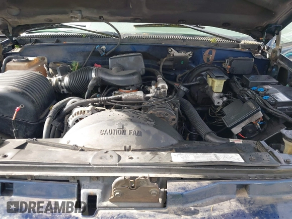 1997 GMC Yukon with VIN 1GKEK13R8VJ737324, listed as a IAAI auction lot 41675479 with 237,223 mi miles. Bid and sale history available at carsss.com. Image 10.